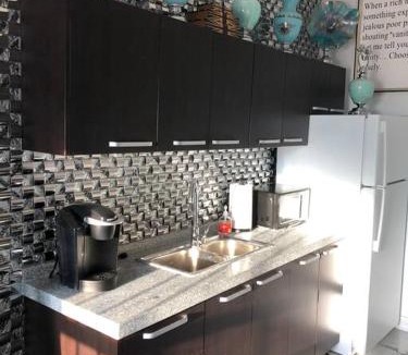 Downtown Los Angeles Apartment | Hollywood Art Studio Apartment
