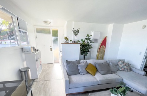 Hollywood Heights Apartment | Hollywood Hills Deluxe Living