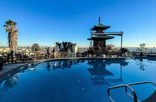 Hollywood Heights Apartment | Hollywood Hills Deluxe Living