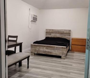 Little Armenia Hostel | Hollywood Homes of Love