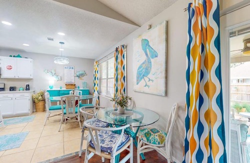 Ono Island House | Home with kitchen patio playground central AC & WD