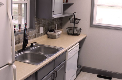 Makanda Cabin | Hot Tub - Minutes from Winetrail, SIU, Giant City, Cedar Lake, Shawnee Forest!