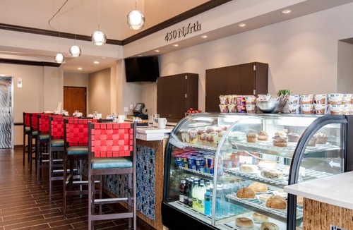 Vernon Hills Hotel | Hotel Indigo Chicago - Vernon Hills by IHG