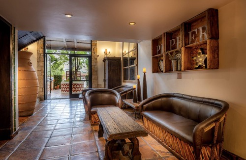 Northwest Anaheim Hotel | Hotel Pepper Tree Boutique Kitchen Studios - Anaheim