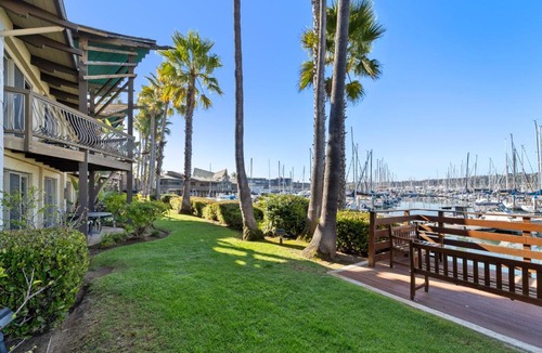 La Playa Hotel | Humphreys Half Moon Inn