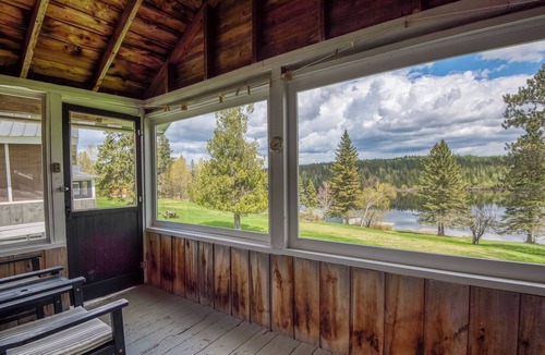 Rangeley Cottage | Hunter Cove Cabin #7 in the Hunter Cove Cabins Community