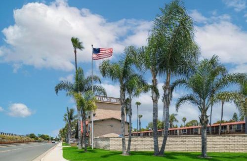 Olde Carlsbad Hotel | Hyland Inn near Legoland