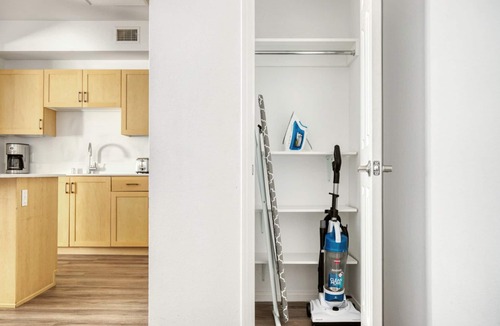 Hollywood Apartment | Ideal Hollywood 2BR w/Gym, Pool & Spa, nr. Sunset Blvd, by Blueground
