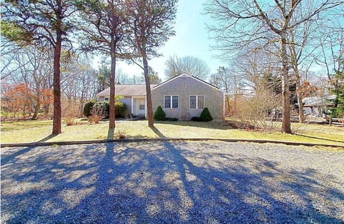North Eastham House | Immaculate Cape Cod Home. Bay beaches 0.9mi, National Seashore 1.9mi.