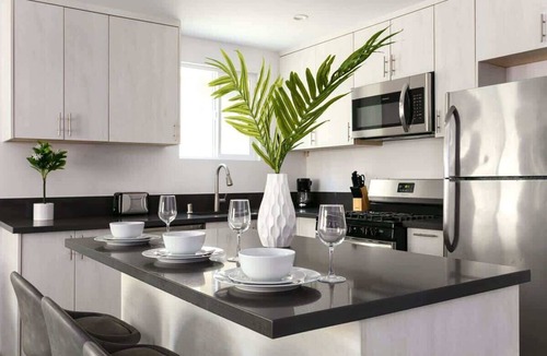 Glendale Apartment | Indulge in Spacious 3BR Apt, Sleeps 8 w/Comfort