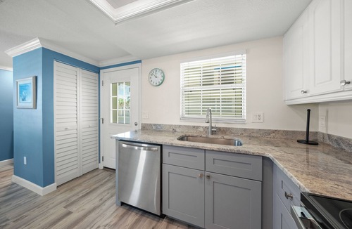 Siesta Key Villa | Island House Beach Resort V36