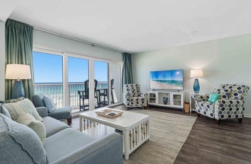 Fort Walton Beach House | Islander W 601 Beachfront resort condo with pool beach access BBQ area gym