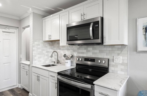 Jacksonville Beach Condo | Jacksonville Beach Front Paradise-Close to Mayo