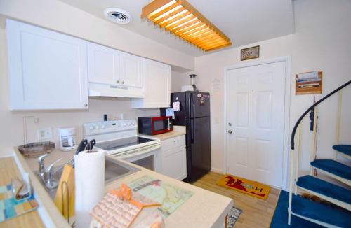 North Ocean City Condo | Jockey Beach 378-Baywater 123rd St, Internet, Pool, W/D, AC