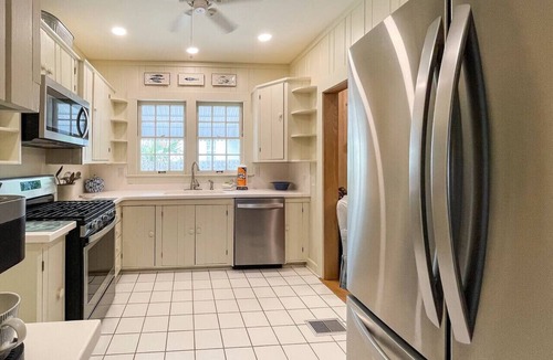 Grayton Beach House | July Openings! Grayton 30A Beach House + 4 Bikes