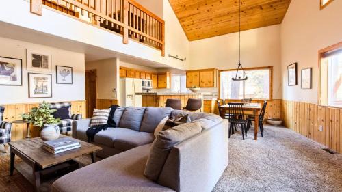 Summit Estates House | Jumper Jackhorn by AvantStay