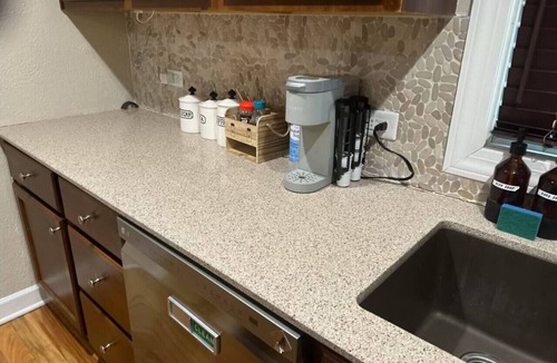 North Chicago Apartment | King Bed Private Backyard Grill and Fireplace