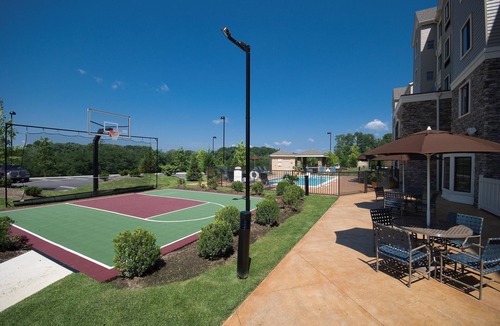 Glen Mills Condo | King Conference Suite | Free Daily Breakfast
