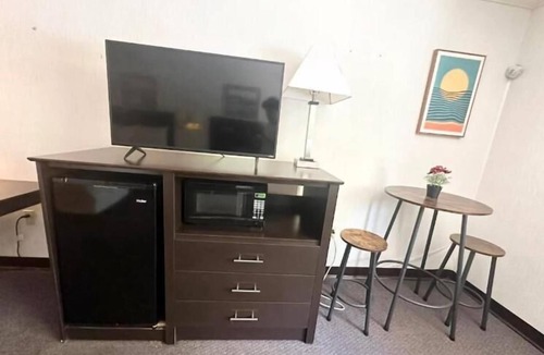 Phoenixville Hotel | Kiteville Phoenixville