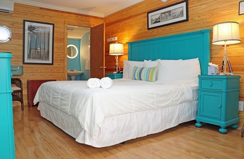 Uptown - Upper Duval Hotel | LA TE DA Hotel - Adults Only