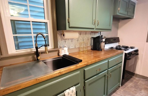 Mount Gretna Heights Cottage | Lake it Easy at Mount Gretna Cottage