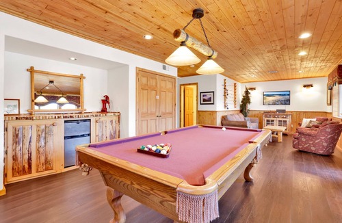 Boulder Bay Cabin | Lakefront Cabin w/Private Boat Dock | Hot Tub, Games, Fishing