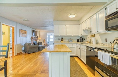 Greenville Junction House | Lakefront cottage w/beautiful views of Moosehead Lake & Big Moose Mountain
