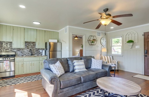 Tia Juana Cabin | Lakefront Eucha Escape w/Views & Boat Slip!