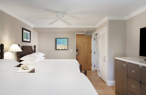 Historic Seaport Hotel | Lanai Two Queen, Pier House, Tropical Views, Beachfront Access, Key West Charm