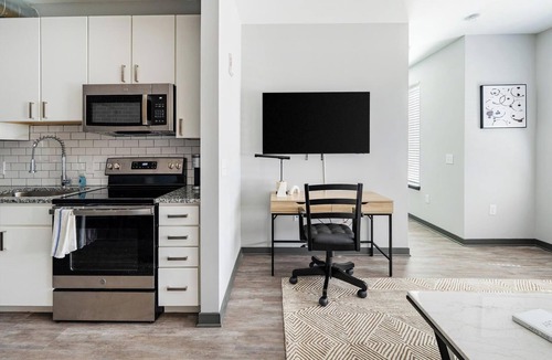 Northwest Pensacola Apartment | Landing | Amazing 1BD, Pool, Rooftop Lounge
