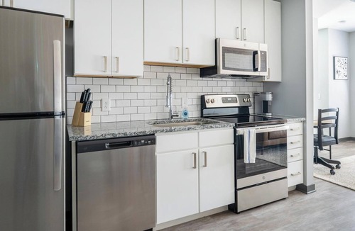 Northwest Pensacola Apartment | Landing | Amazing 1BD, Pool, Rooftop Lounge