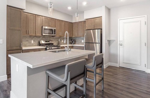 Rhodes Ranch Apartment | Landing at The Mercer - 1 Bedroom in Rhodes Ranch