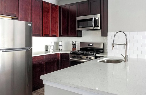 Norristown Apartment | Landing | Beautiful 2BD, Pool, Gym