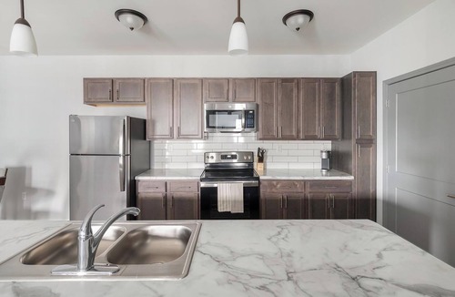 Ooltewah Apartment | Landing | Chic 2BD, Pool, Clubhouse