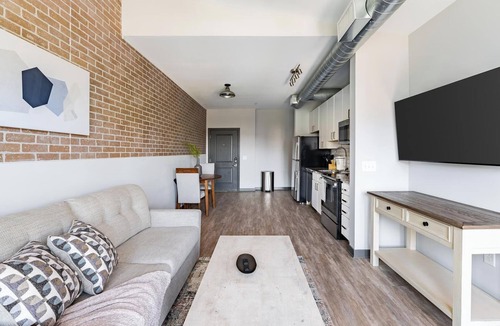 Northwest Pensacola Apartment | Landing | Modern 1BD, Yoga Studio, Pool
