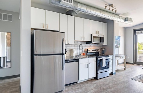 Northwest Pensacola Apartment | Landing | Modern 1BD, Yoga Studio, Pool