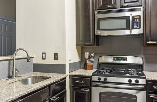 Norristown Apartment | Landing | Spectacular 2BD, Clubhouse, Gym