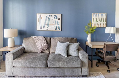 Pine Forest Apartment | Landing Stunning 1BD Gym Clubhouse