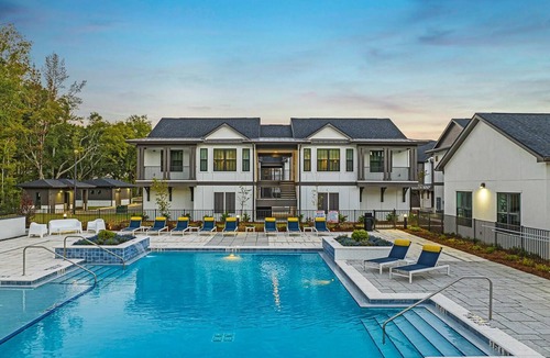 Pine Forest Apartment | Landing | Stylish 1BD, Clubhouse, Gym