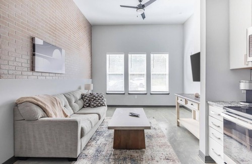 Northwest Pensacola Apartment | Landing | Stylish 1BD, Game Room, Pool