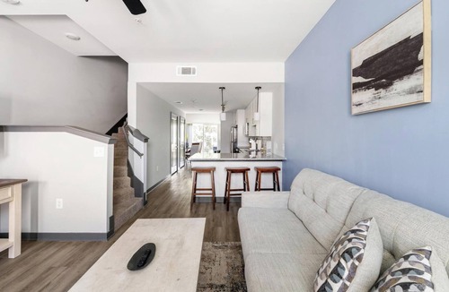 Northwest Pensacola Apartment | Landing | Stylish 3BD, Gym, Pool