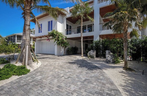 Anna Maria House | Lap of Luxury by Duncan Real Estate
