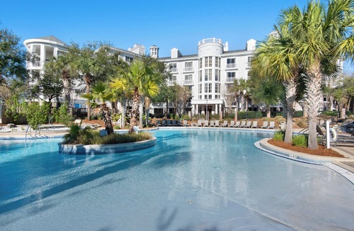 Baytowne Wharf Condo | Lasata 3403 ~ "Grand Getaway" Stylish Studio in Baytowne Wharf