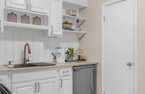 Cape Caneveral Beach Gardens House | Launch & Lounge: Cozy Cape Canaveral Beach Townhom