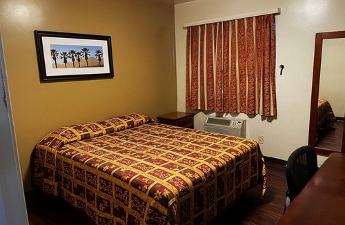 Huntington Park Hotel | Lido Hotel