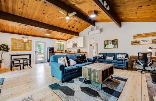 Idyllwild House | Lily Haus