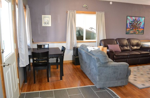 Ridgeway Apartment | LOVELY SECLUDED STUDIO - Two miles from Soldotna!