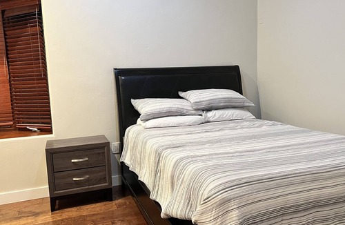 Kit Carson Apartment | Lovely spacious apartment perfect for exploring San Diego