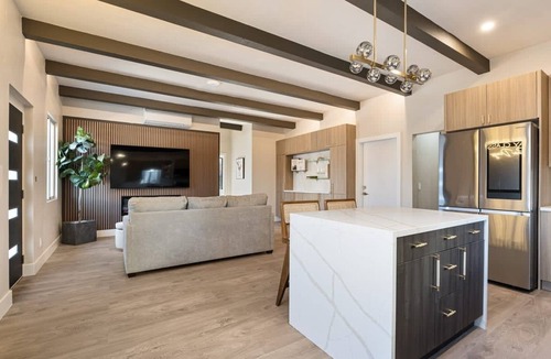 Bankers Hill Apartment | Luxe 3BR Dual Suite in Banker's Hill | Downtown SD