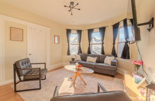 Medford Street - The Neck Apartment | LUXE 4BDR2BA Near Boston- T-Station & Encore Casino